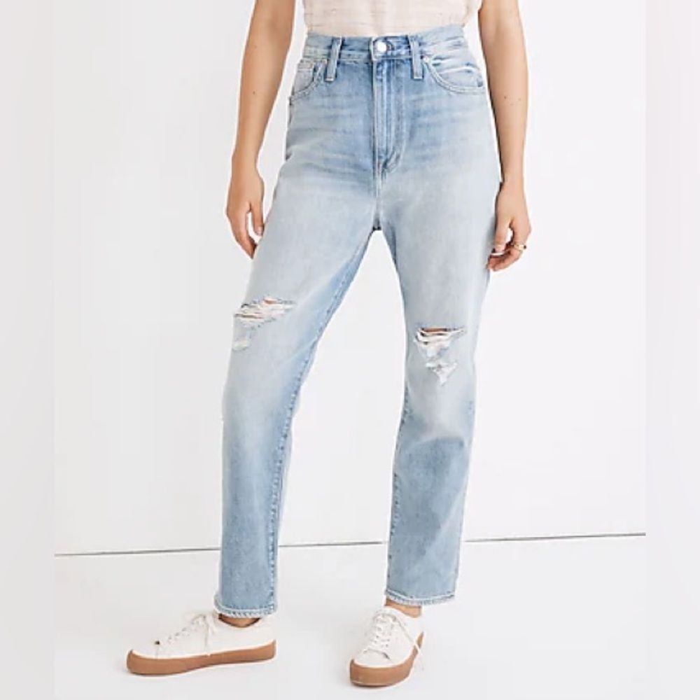 Madewell The Mom Jean in Gilford Wash Light Wash Slouchy Jeans Size 30 | 10